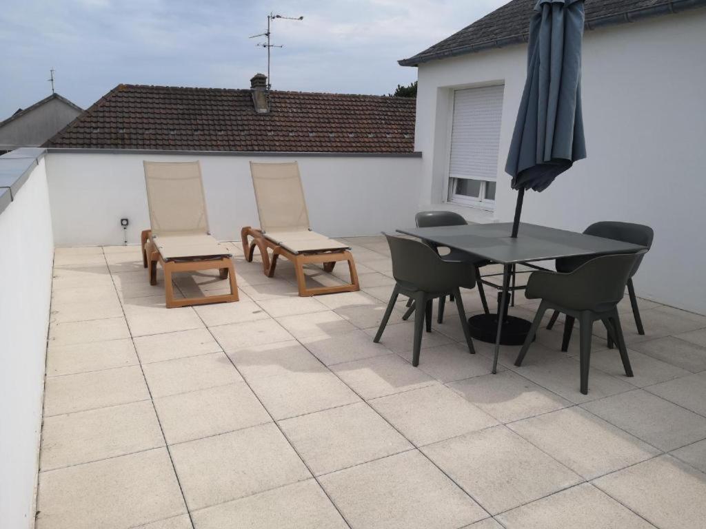 Place Alexandre Stanier Apt N 7 Avec Terrasse Asnelles Exterior photo